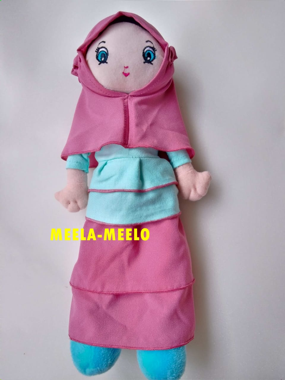 Boneka Muslimah Rimpel New Edition in Pink and Blue